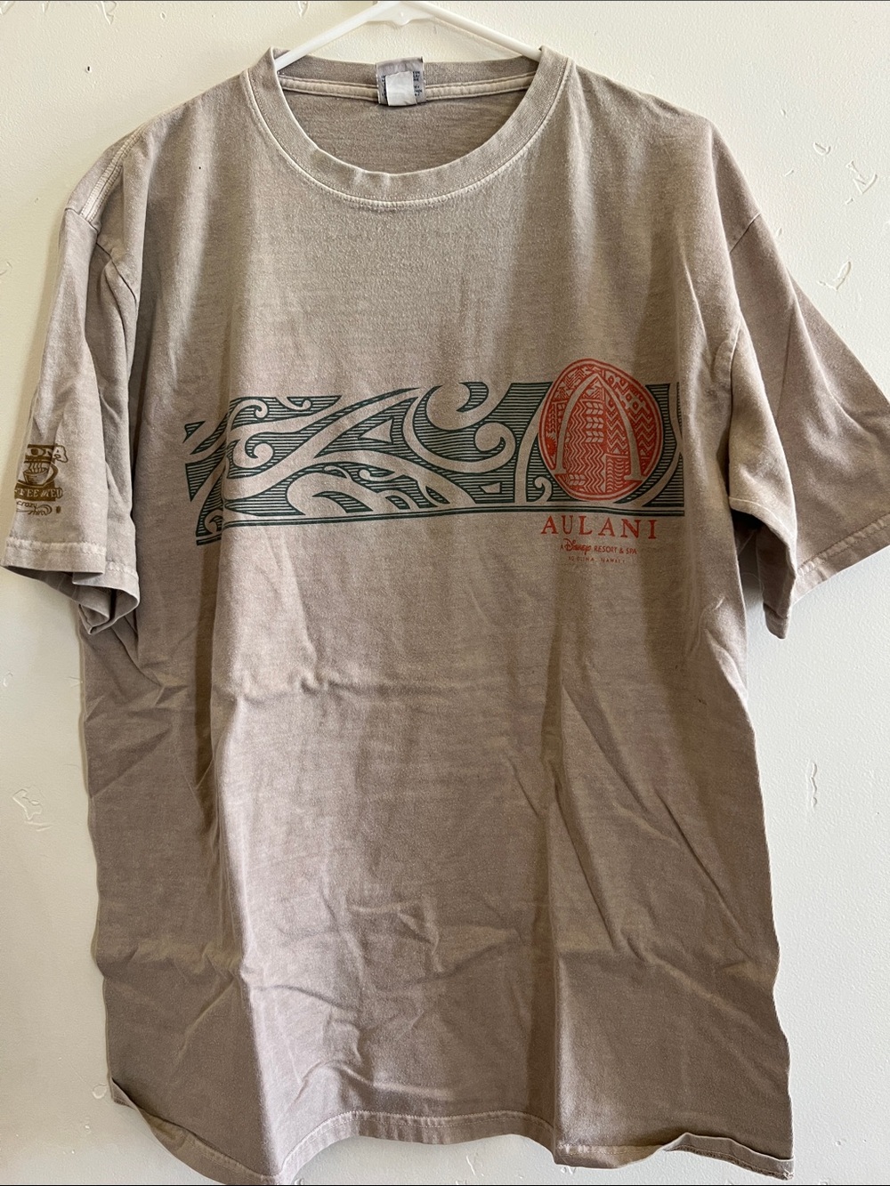 Disney Aulani Graphic Crewneck T-Shirt - Taupe